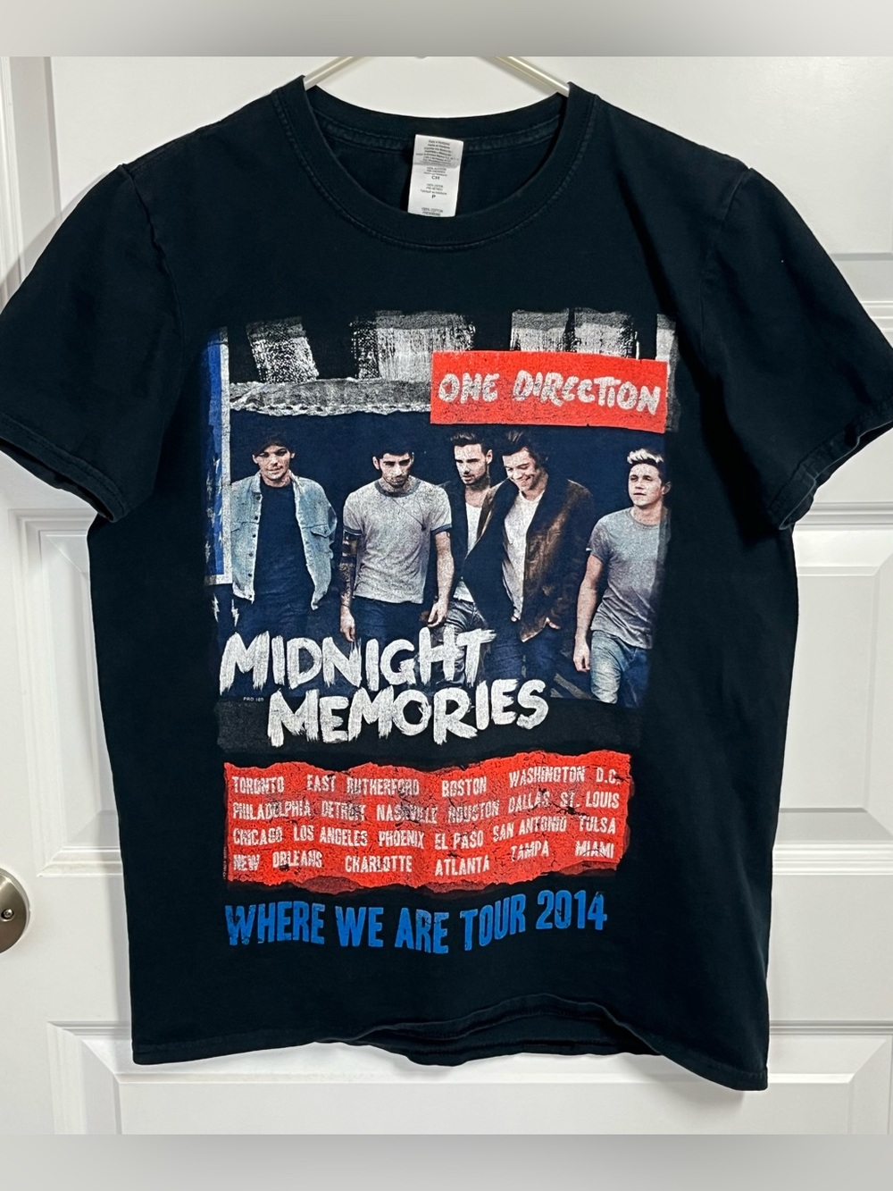 One Direction Midnight Memories Tour 2014 Band Tee Womens Small Graphic Shirt